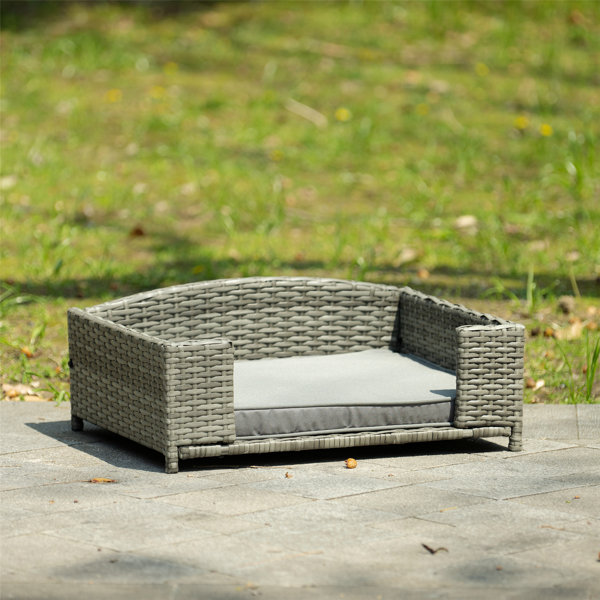 Tucker Murphy Pet™ Outdoor Dog Bed, Patio Seasonal PE Wicker Pet Bed